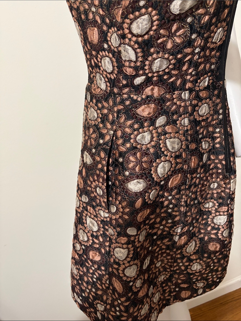 Alice + Olivia Pacey Embellished Lantern Dress Black Metallic Size 4 - Picture 7 of 14
